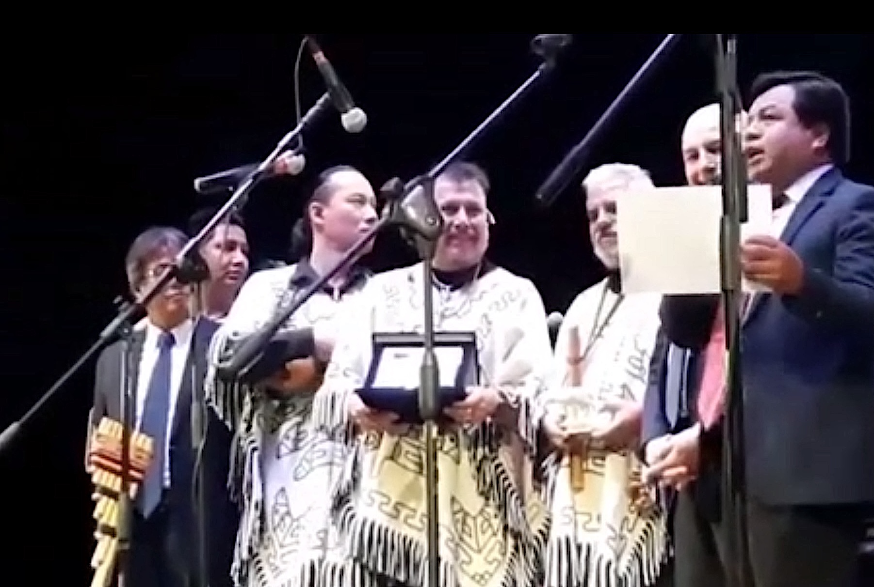 Los Kjarkas y su música emocionan en Roma durante el tour europeo por sus 50 años de actividad